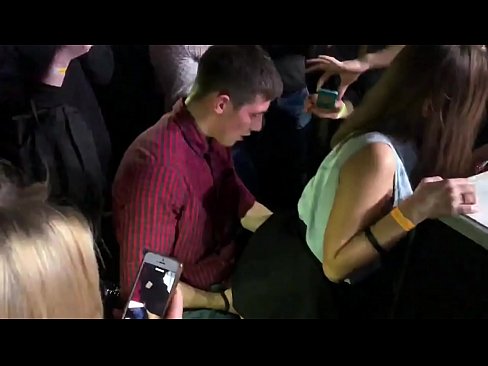 ❤️ Quan hệ tình dục thực sự trong một hộp đêm ở Nga. 18 tuổi cô gái Nga trong hậu môn và âm đạo bị đụ trong hộp đêm Sex video  tại chúng tôi  ❌️❤